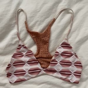 Acacia Jaws Top in Tan/White Print